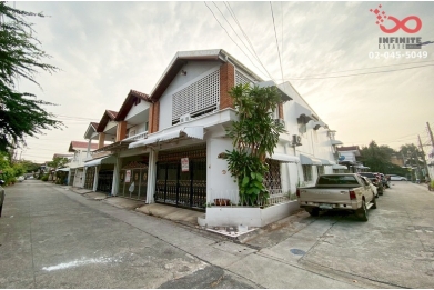 92761, ขายทาวน์เฮาส์ 2ชั้น 21ตรว. อินทามระ 41 ทำเลห้วยขวาง ใจกลางเมือง