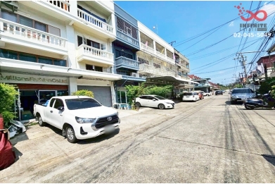 93081, ขายอาคารพาณิชย์ 3.5ชั้น 20 ตร.ว.ซอยรามอินทรา 34 ใกล้รถไฟฟ้าสายสีชมพู ทางด่วนเอกมัย-รามอินทรา