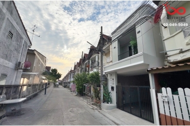 93203, ขายทาวน์เฮาส์ เลิศอุบล วัชรพล รามอินทรา 65 ปรับปรุงใหม่ทั้งหลัง 2ชั้น 16ตรว.ใกล้รถไฟฟ้าสายสีชมพู