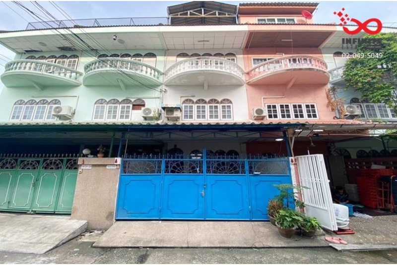 ขายทาวน์เฮาส์ 3 ชั้น 20 ตร.วา เพชรเกษม 50/1 บางแค ภาษีเจริญ ใกล้ MRT / BTS 