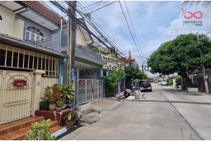 85883, ทาวน์เฮ้าส์ 2 ชั้น หมู่บ้านเกษรา เนื้อที่ 20 ตารางวา ซอยพัฒนาการ29 