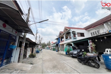 90161, ขายทาวน์เฮาส์ 2 ชั้น  17 ตารางวา หมู่บ้านสยามนิเวศน์ 1 ถนนประชาอุทิศ-วัดคู่สร้าง 