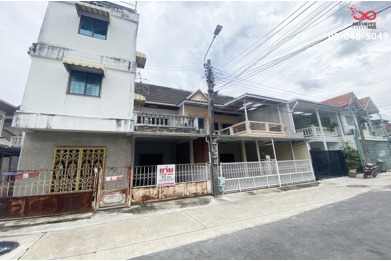 91850, ขายทาวน์เฮาส์ 3 ชั้น 30 ตร.วา ลาดพร้าว 31 หมู่บ้านรุ่งเจริญ ใกล้ MRT และรถไฟฟ้าสายสีเหลือง