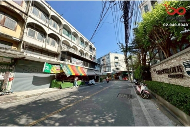 92930, ขายอาคารพาณิชย์ 3.5ชั้น 16ตรว.ลาดพร้าว 1 จตุจักร  ใกล้ BTS–MRT สถานีลาดพร้าว