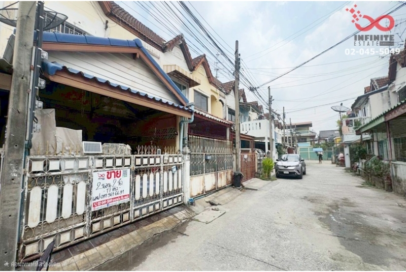 ขายทาวน์เฮ้าส์ 2 ชั้น 16 ตรว. ซ.สะพานขวา ประชาราษฎร์สาย1 ใกล้ MRT บางโพ