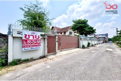 93285, ขายบ้านเดี่ยว 2 ชั้น เนื้อที่ 304 ตารางวา ถนนพหลโยธิน ซอยพหลโยธิน 46/1 ใกล้แยกวงเวียนหลักสี่