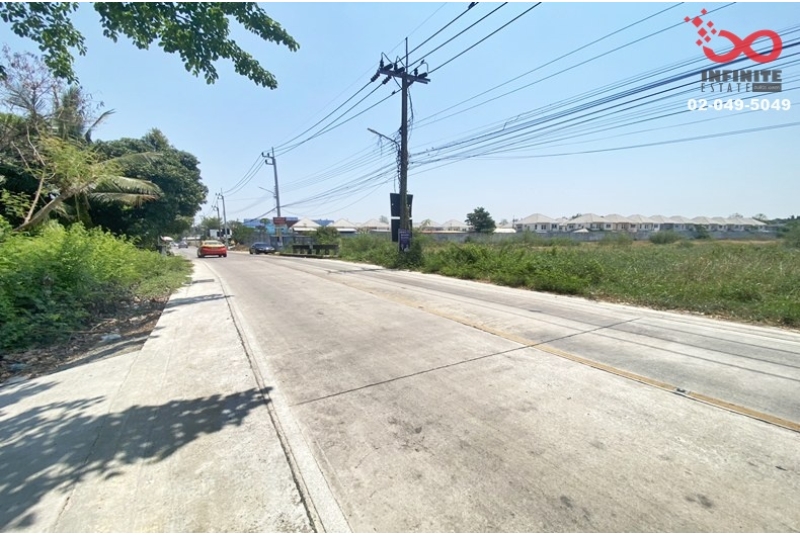 ขายที่ดิน 5 ไร่ 362 ตรว. ถนนนครอินทร์ - ราชพฤกษ์  สะพานพระราม 5 ถมแล้ว เหมาะทำโครงการ