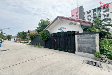 93500, ขายบ้านเดี่ยว  2ชั้น 60ตรว. ถนนสุขุมวิท-ทางรถไฟสายเก่า สำโรง สมุทรปราการ ใกล้ BTS สายสีเขียว