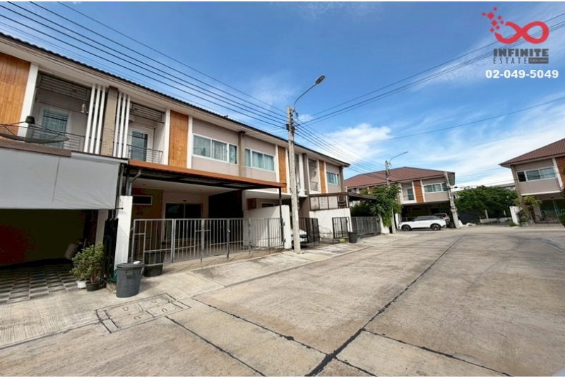 ขายทาวน์เฮ้าส์ บ้านราชพฤกษ์ สุวรรณภูมิ-ลาดกระบัง 2 ชั้น 28 ตร.ว.ถนนฉลองกรุง