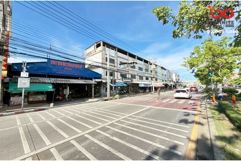 ขายอาคารพาณิชย์ 3 ชั้น 3 คูหา 39 ตร.ว. ในตลาดวัฒนานันท์ ดอนเมือง ติดถนนสรงประภา