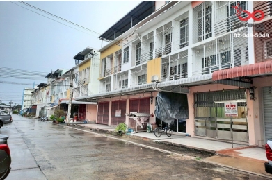 92963, ขายอาคารพาณิชย์ 3 ชั้น บ้านบุษรา เพชรเกษ 81 (ซ.มาเจริญ) 18 ตร.ว.