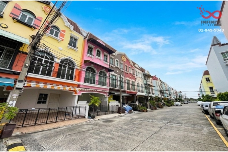 ขายทาวน์โฮม 3 ชั้น อ่อนนุช 46 สวนหลวง บ้านกลางเมือง ลูเซิร์น ใกล้ MRT ศรีนครินทร์ 