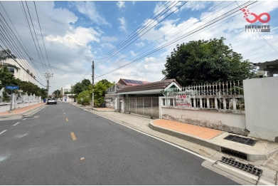93415, ขายบ้านเดี่ยว 91 ตร.ว. ถนนแจ้งวัฒนะ  หมู่บ้านสวนพงษ์เพชร แจ้งวัฒนะ 43 (สหกรณ์การบินไทย) ใกล้รถไฟฟ้าสายสีชมพู สถานีอิมแพ็คเมืองทองธานี
