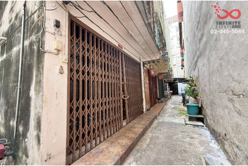 ขายอาคารพาณิชย์ 4.5 ชั้น 8 ตร.ว. ซอยตรอกโรงโคม เยาวราช–ทรงวาด ใกล้ MRT วัดมังกร