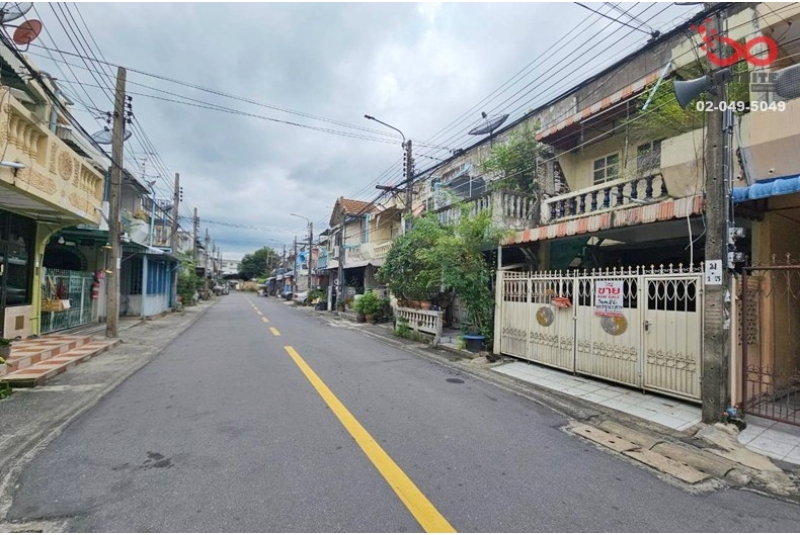 ขายทาวน์เฮาส์ 2 ชั้น 15 ตร.ว. ถนนเสรีไท - รามอินทรา ซอยสวนสยาม 26 ใกล้รถไฟฟ้าสายสีชมพู สถานีนพรัตน์