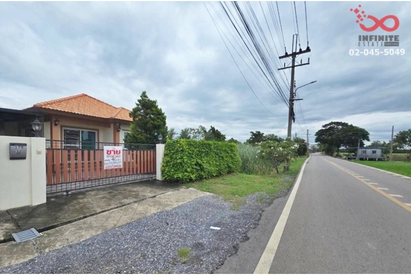 ขายบ้านเดี่ยว 1 ชั้น 46 ตร.ว. ถนนฉลองกรุง ลาดกระบัง ม.บ้านสวยทับยาว 