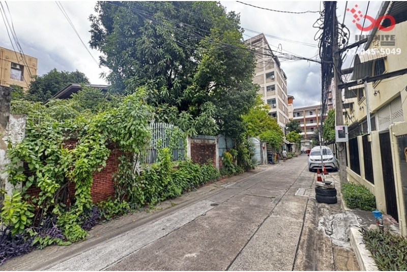 ขายบ้านพร้อมที่ดิน 163 ตร.ว. สุทธิสารวินิจฉัย  ซอยอินทามระ 47 ซอยรัชดาภิเษก 17 ทำเลใจกลางเมือง ใกล้ MRT