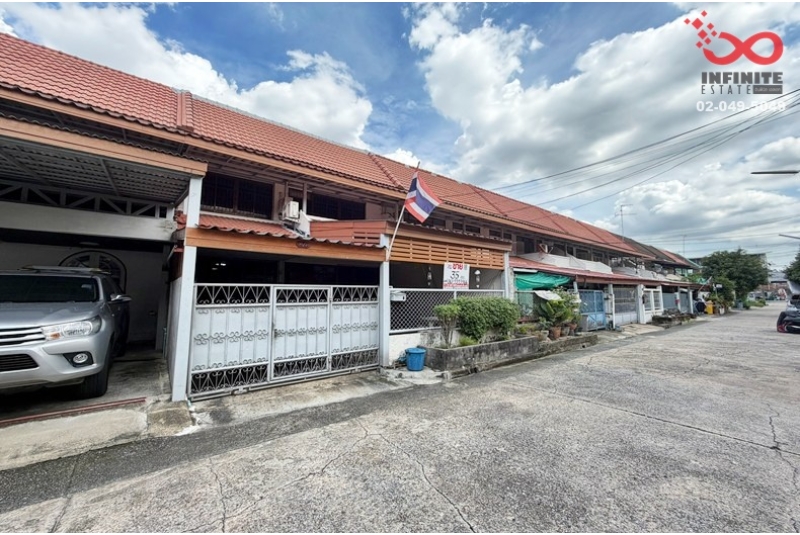 ขายทาวน์เฮาส์ 2 ชั้น 35 ตร.ว. หมู่บ้านศรีนครพัฒนา 2 นวมินทร์ 80