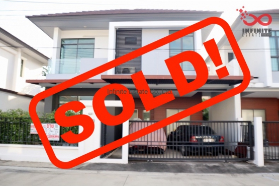 82026, บ้านเดี่ยว 2 ชั้น ออร่า ลักซ์ ถนนรามคำแหง 94 ทางด่วน มอเตอร์เวย์ หลังมุม