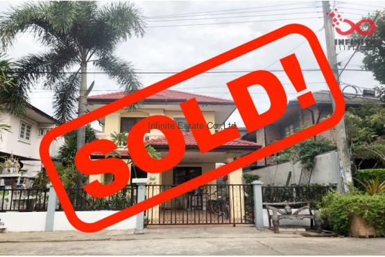 82042, บ้านเดี่ยว 2 ชั้น หมู่บ้านชื่นกมลนิเวศน์ 7 ถนนพระยาสุเรนทร์