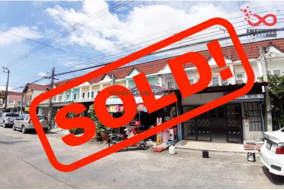 81944, ทาวน์เฮ้าส์ 2 ชั้น หมู่บ้านรินทร์ทอง ซอยรามคำแหง190