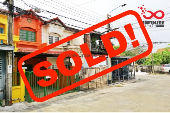 82582, ทาวน์เฮ้าส์ 2 ชั้น หมู่บ้านเกษมสุข ซอยเพชรเกษม53