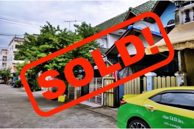 80748, ทาวน์เฮ้าส์ 2 ชั้น 20 ตรว.หมู่บ้านอรุณนิเวศน์ ถนนพหลโยธิน 