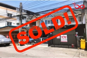 82623, ทาวน์เฮ้าส์ 2ชั้น หมู่บ้านหทัยราษฏร์ 8  ถนนหทัยราษฏร์ 