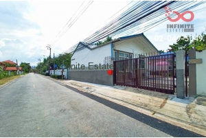 84641, ขายบ้านเดี่ยวชั้นเดียว เนื้อที่ 68 ตารางวา ซอยรัชดาภิเษก32 แยก 11 ถนนรัชดาภิเษก 