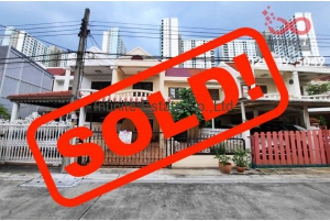 84605, ทาวน์เฮ้าส์ 2 ชั้น หมู่บ้าน ภัทรินทร์เฮ้าส์ ซอยรัตนาธิเบศร์ 24 ถนนรัตนาธิเบศร์  ใกล้ MRT สถานีบางกระสอ ปรับปรุงใหม่