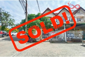 84483, ขายทาวน์เฮ้าส์ 2 ชั้น หมู่บ้านศรีเทพไทย บ้านสวนบางนา ถนนบางนา-ตราด หลังมุม