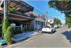 84736, ขายทาวน์เฮ้าส์ 2 ชั้น หมู่บ้านบัวทอง  ถนนกาญจนาภิเษก ใกล้รถไฟฟ้าสถานีคลองบางไผ่