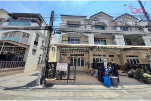 85422, ทาวน์โฮม 3 ชั้นหลังริม หมู่บ้านศิรินโฮม ลาดพร้าว101 ตกแต่งสวย ดีไซน์เล่นระดับ