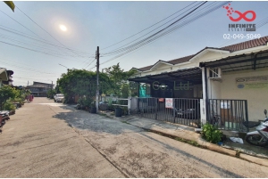 86924, ขายทาวน์เฮ้าส์ 2 ชั้น หมู่บ้านลานมณี ถนนไหม ซอยสายไหม55