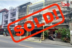 87550, ขายอาคารพาณิชย์ 3 ชั้นครึ่ง 16 ตารางวา ถนนประชาอุทิศ