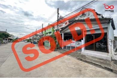 87309, ขายทาวน์เฮ้าส์ 2 ชั้น หมู่บ้านลัลลี่วิลล์ ลำลูกกาคลอง1 นนลำลูกา ซอยบุญคุ้ม หลังมุม