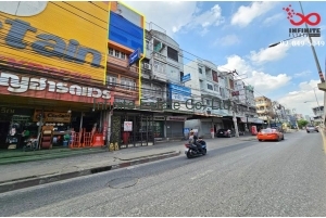 88248, ขายอาคารพาณิชย์ 4.5 ชั้น 20 ตารางวา ถนนรามอินทรา ซอยรามอินทรา 46/1 ติดรถไฟฟ้าสายสีชมพู