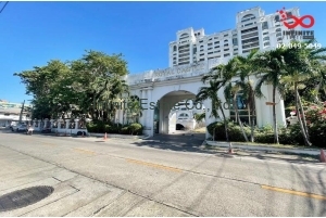 88442, ขายคอนโดรอยัล คาสเทิล พัฒนาการ 469.67 ตารางเมตร ชั้นที่ 4 ซอยพัฒนาการ 30