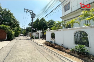 91377, ขายบ้านเดี่ยว 2 ชั้น ซอยสุขุมวิท93 ซอยพึ่งมี 13 ถนนสุขุมวิท ใกล้ BTS บางจาก