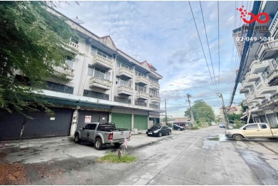 89449, ขายอาคารพาณิชย์ 3.5 ชั้น 46.4 ตารางวา ถนนสุขุมวิท ซอยสุขุมวิท 70