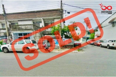 89661, ขายทาวน์เฮาส์ 2 ชั้น 25 ตารางวา หลังมุม ซอยเสรีไทย 41 ถนนเสรีไทย