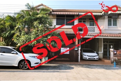 81417, ทาวน์โฮม 2 ชั้น หมู่บ้านรื่นฤดี5 ถนนหทัยราษฎร์  หลังมุม