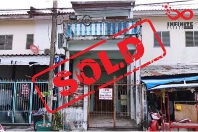 81369, ทาวน์เฮ้าส์ 2 ชั้น เคหะร่มเกล้า ใกล้รถไฟฟ้า  ซอยเคหะร่มเกล้า 6