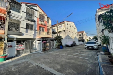 90584, ขายทาวน์เฮาส์ 3 ชั้น หมู่บ้านอมรชัย 5 บางน้ำจืด สมุทรสาคร