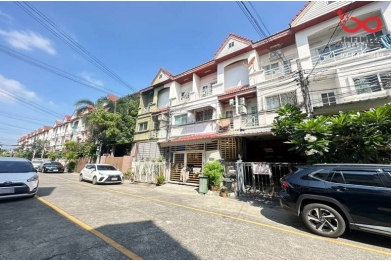 91051, ขายทาวน์โฮม 3 ชั้น 17.6 ตารางวา ปริญลักษณ์ แจ่มจันทร์ ถนนประเสริฐมนูกิจ