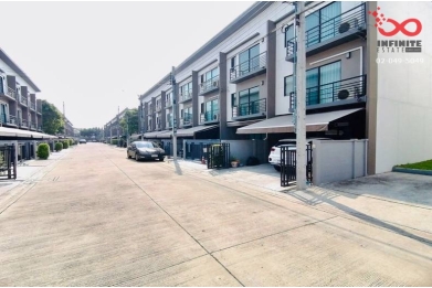 91013, ขายทาวน์โฮม 3 ชั้น  18.5 ตารางวา บ้านกลางเมือง รามอินทรา ถนนกาญจนาภิเษก 