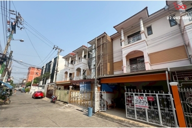 90700, ขายทาวน์โฮม 3 ชั้น 27 ตารางวา  ซอยสุขุมวิท 93 ถนนสุขุมวิท