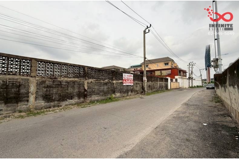 ขายที่ดินเปล่า แปลงมุม 1 ไร่  133.5 ตารางวา ถนนสาธุประดิษฐ์ ใกล้ทางด่วน