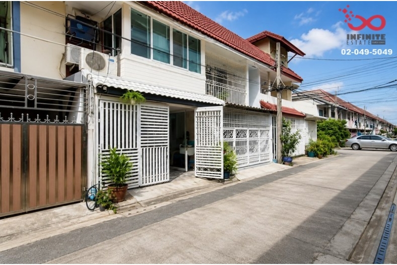 ขายทาวน์เฮาส์ 2 ชั้น 15 ตร.ว. รัชดาภิเษก 3  ซอยโพธิ์ปั้น ประชาสงเคราะห์ ดินแดง ใกล้ MRT พระราม 9