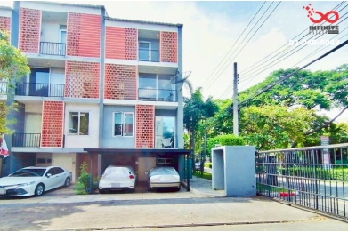 91627, ขายทาวน์โฮม 3.5 ชั้น ไซมิส บลอสซั่ม @ แฟชั่น รามอินทรา 64  | หลังริม | พร้อมอยู่